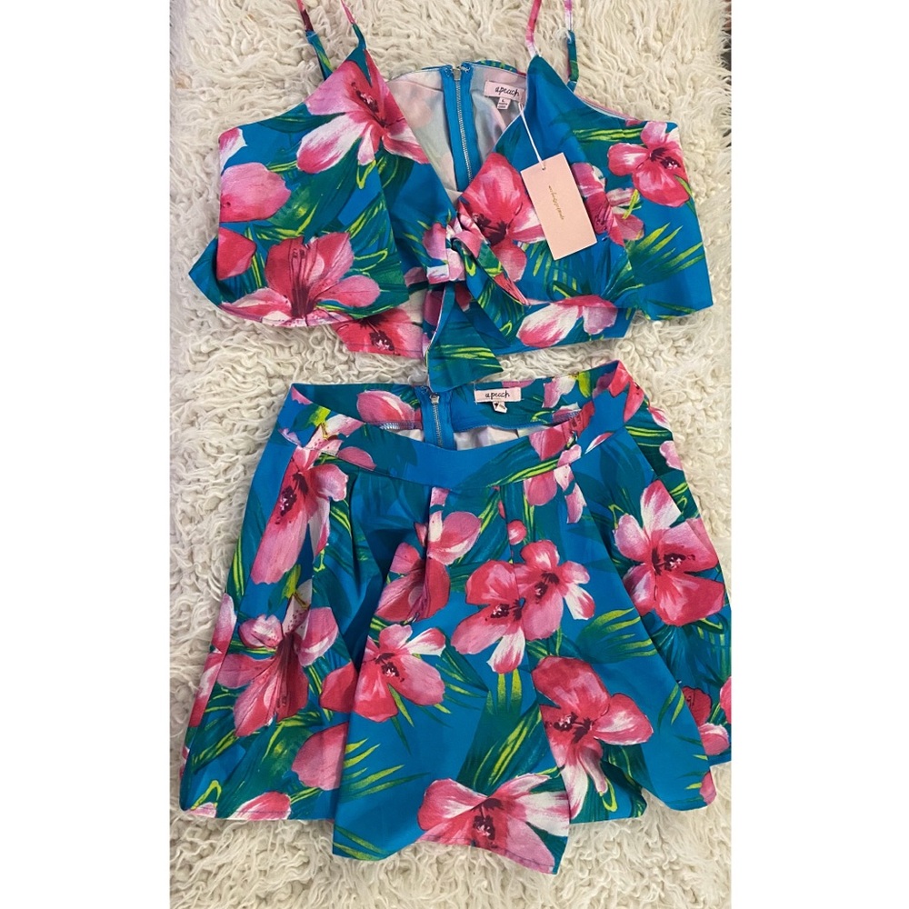2 piece floral set, skorts and crop top